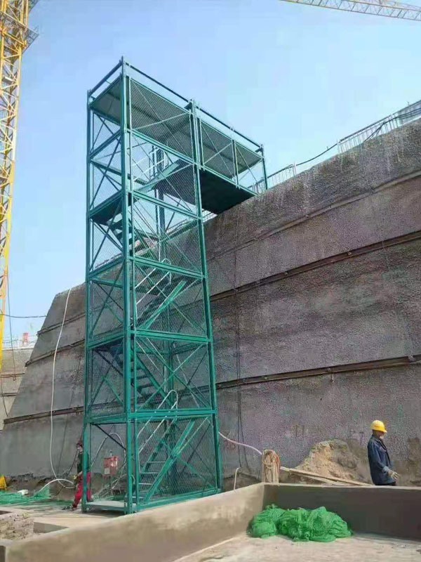 基坑梯笼